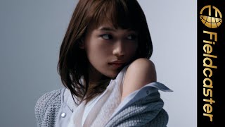 エレガントでセクシーな表情の川口春奈がかっこいい！エンポリオ アルマーニ
