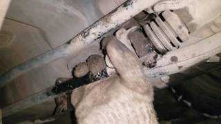ЗАмена втулок кулисы включения МКПП mazda demio DW3W
