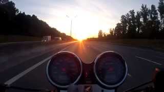 дорога в закат! бешеная сибиха Honda cb400 максимальная скорость TOP Speed