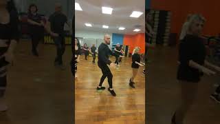 BAGNO A MEZZANOTTE || #SHORTS || ANDREA STELLA || ELODIE || BALLI DI GRUPPO 2022