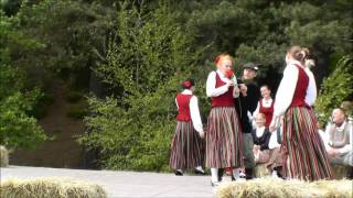 Mucenieks un Muceniece -  Rudan dabasparkā Haningē, Zviedrijā 20160529