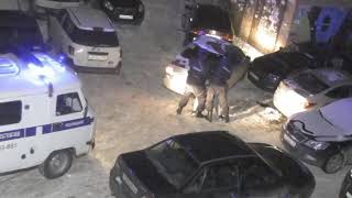 В Екатеринбурге водитель уходит от погони полиции| E1.ru