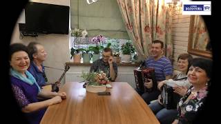 Вельветовая кепочка. Слова Ивана Бардина детского поэта! Музыка Владимира Кузнецова!