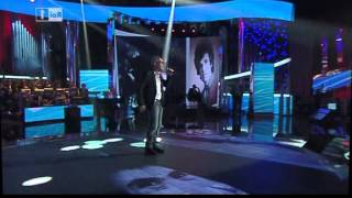 Michele Zarrillo ospite alla "Serata omaggio a Lucio Battisti" canta "Non Sarà un 'avventura"