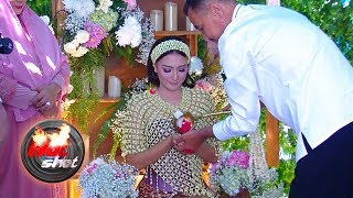 Jelang Menikah, Erica Putri Gelar Acara Pengajian dan Siraman - Hot Shot 30 Juni 2018