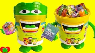 Play Doh Bucket Full of Surprises