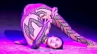 Ozzy Man Reviews: Flexible Woman