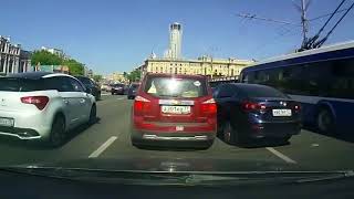 Придурки на дорогах, приколы на дороге 2018 5