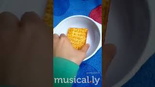 Musical.ly/TIK TOK: Cuando estoy a dieta | @Soybasticos