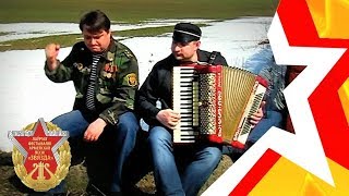 ПАРЕНЁК (Армейская сатирическая песня) - поет ст.прапорщик Андрей ОПЕЙКИН (муз. и сл. Олег Петров)