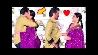 Vidya Balan HUGS & FLIRTS With Anil Kapoor At Police Event Umang 2020