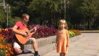 Під дощем по калюжах... / Пусть бегут неуклюже.../ Let pedestrian stumble + субтитри (sub) UA/RU/EN