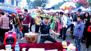 INSANE SLINKY SKILLS: Crazy Street Performance in China