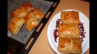 Пирожки из слоеного теста с мясом в духовке