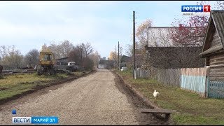 «Дорога хлеба»: жители деревни Лом отремонтировали дорогу по госпрограмме