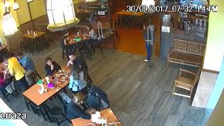 Robo de cartera en restaurante de valle real en zapopan