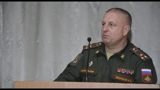 Как полковник Манаков ради патриотизма решил распоряжаться детьми своих офицеров