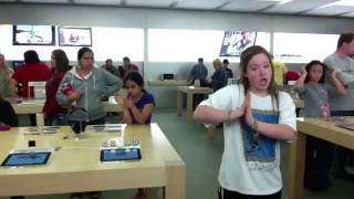 apple store dance BEYONCE