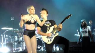 Bang Bang - Jessi J live@Düsseldorf Mitsubishi Hall 15.02.2016