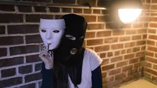 Allie X - True Love Is Violent (Lyric Video)