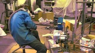 Самодельный бесцентрово-шлифовальный станок для прутка , homemade centerless grinding machine.