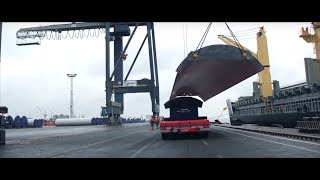 Marlow Navigation - Discharge of Windmill Towers in Tandem Lift