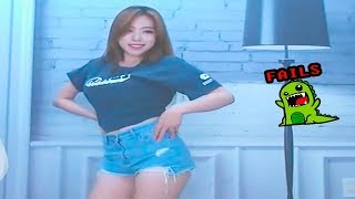 Sexy Asian Streamer Dancing | Hobo Yells at Hot Girl Streamer | Best Twitch Fails #3