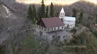 Полет над храмом в селе Каманы Абхазия 15 дек 2016