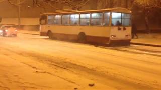 Ровно. Первый снег и общественный транспорт