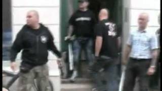 фашисты против антифа