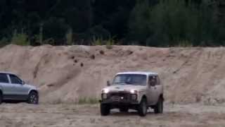 покатухи по песочку НИВАVS KIA off road NIVA vs KIA Sportege