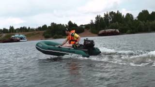 Выход на глиссер лодки Лоцман М-290 ЖС с мотором Сузуки (Suzuki) 5 л.с.