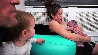 OFFICIAL FAMILY FIZZ LABOR AND DELIVERY *1 hour home birth*