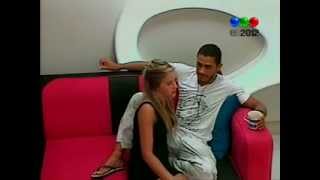 Mario y Walqui - Cariños y miradas antes de la fiesta! ♥ (18/03/2012)