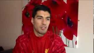 Luis Suarez & Lucas Leiva say thanks to Wirral Women & Children's Hospital