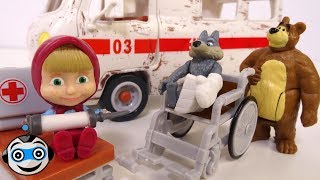 La ambulancia de Masha ?  Juguetes de Masha y el Oso