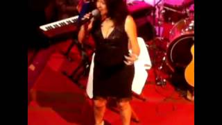 ALINNA EN VIVO EL HOMBRE PERFECTO