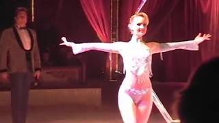 Contortion in parter ring France 2006