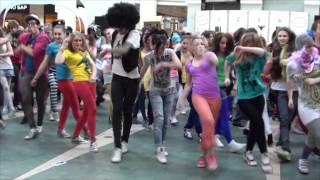 Флешмоб в Москве (ТЦ АТРИУМ). LMFAO 10 марта 2012