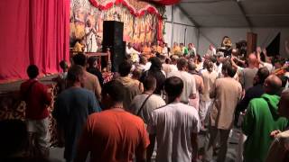 Маха-киртан на фест. "Садху Санга" (29.09.2012) 01541