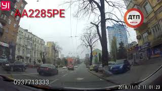 Аккуратно нарушаем: Мицубиши Паджеро Спорт #Аа2285ре налево с Артема к Форуму. 

Виктор, проведите р