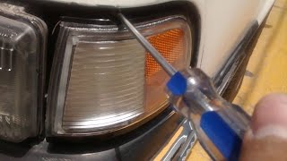 Como quitar faros de Cutlass Eurosport 89