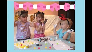 МАЛЫШИ ПОЮТ/ ПЕСЕНКА ПРО ПАЛЬЧИКИ НА РУССКОМ / УЧИМ ЦВЕТА /ПАЛЬЧИКОВЫЕ КРАСКИ / РАЗНОЦВЕТНЫЕ ЛАДОШКИ
