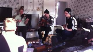 The Hwillagers - Hultsfred marken/Sally MacLennane
