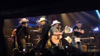 Los Pacaminos - Tequila!!