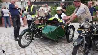 West-Ost-Deutschlandfahrt mit hundertjährigen Motorrädern besucht Einbeck