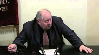 "Великая Октябрьская Социалистическая Революция"