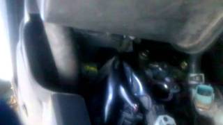 Cleaning or changing the Cam shaft sensor in a 2005 Nissan Altima