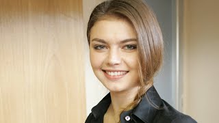 Top 10 World's Beautiful&hottest Politician of 2017