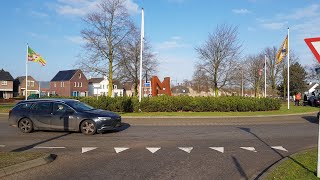 Carnavalsverenigingen Mierlo-Hout hijsen vlaggen op rotonde | Helmond